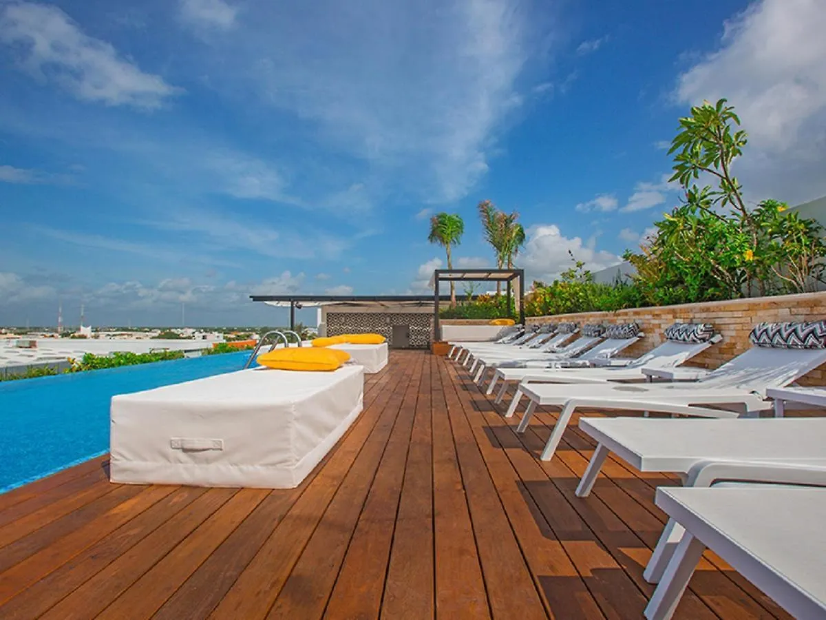 Klr The City Condos Playa del Carmen Apartmanhotel