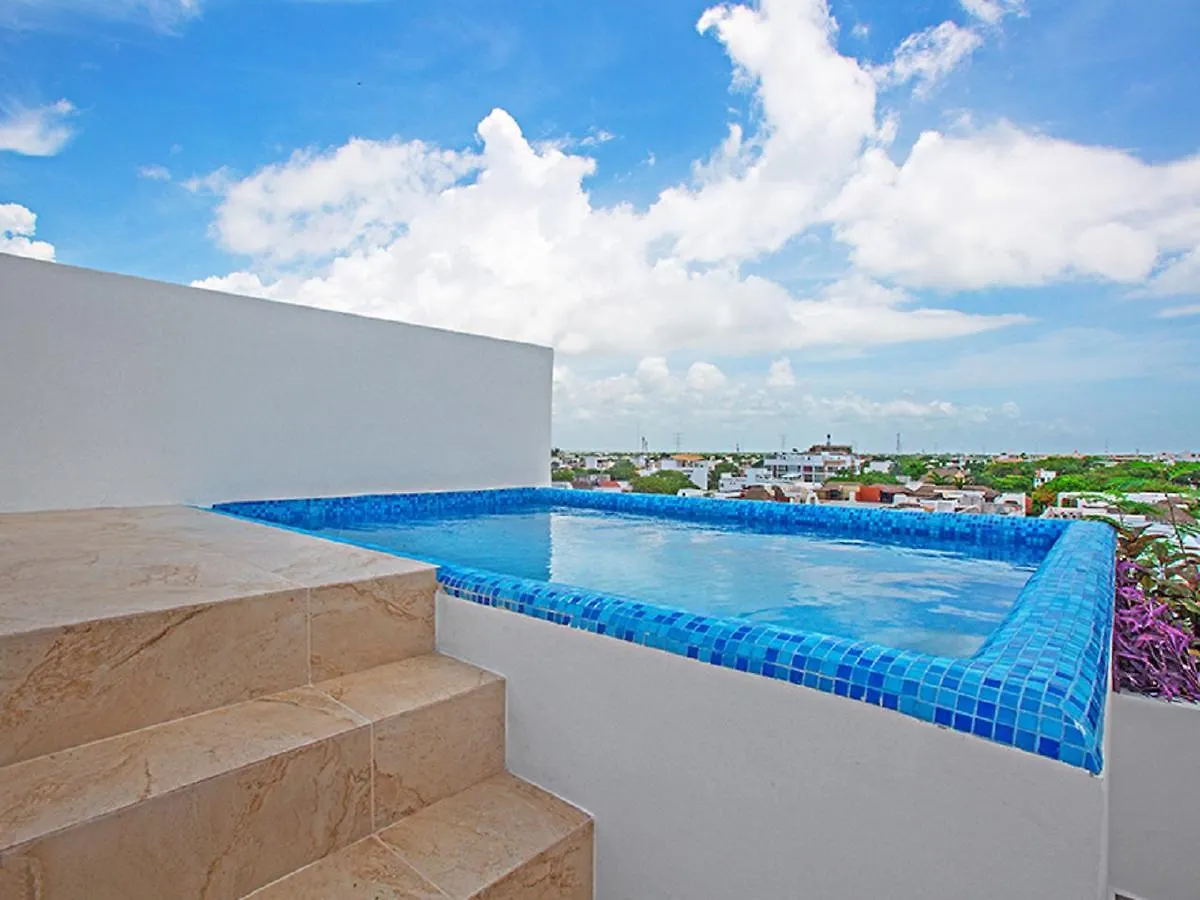 Klr The City Condos Playa del Carmen Apartmanhotel